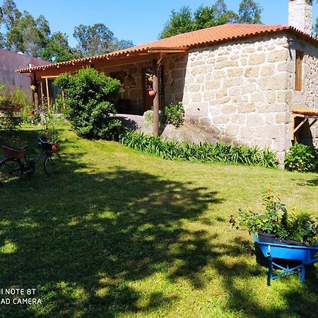 Casas Vale Martinho Panzió Santa Comba Dao Kültér fotó
