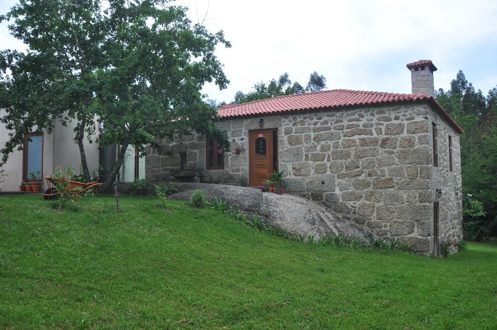 Casas Vale Martinho Panzió Santa Comba Dao Kültér fotó